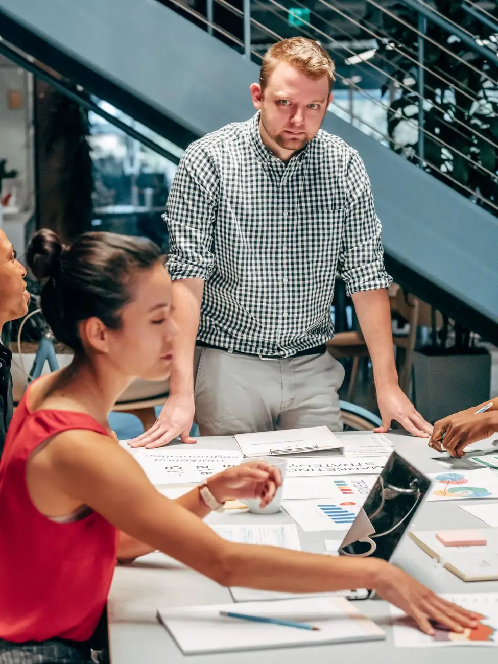 电商企业工单系统软件选型指南：功能对比与实施要点