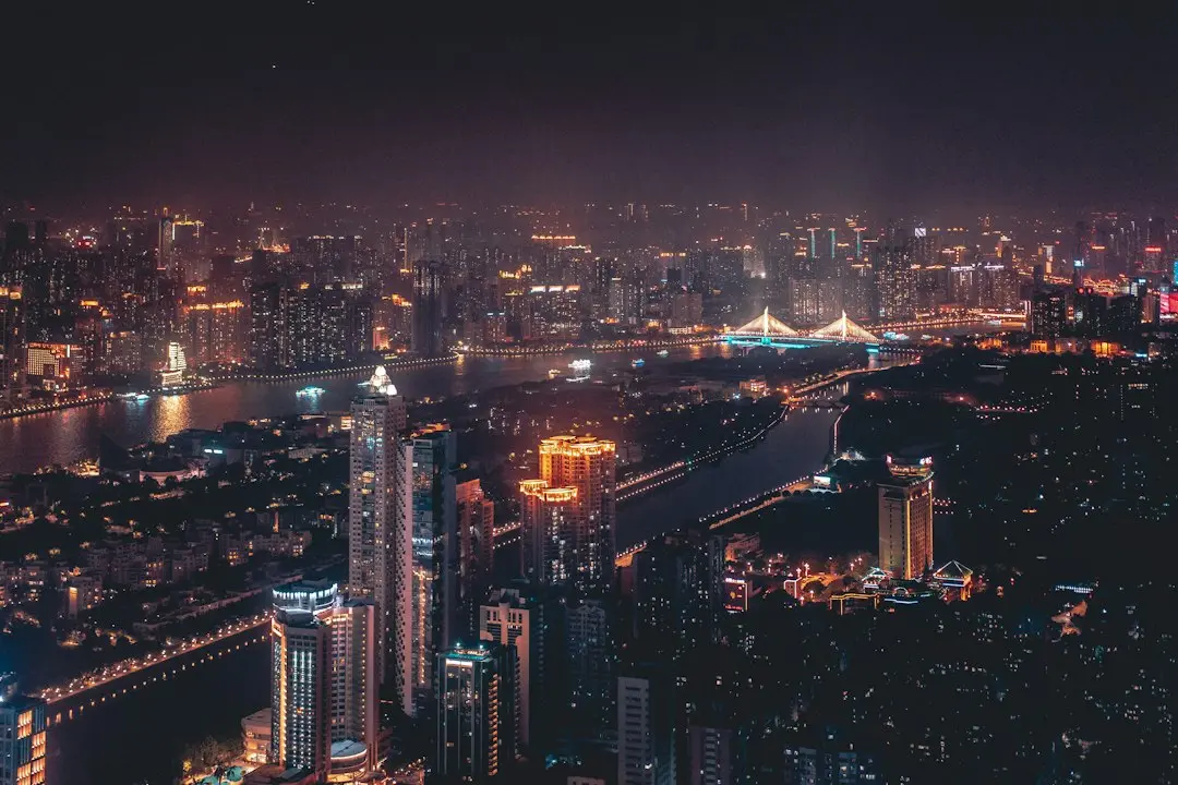 在线客服软件光盘与云端部署的差异解析：企业如何选择适合的客服系统